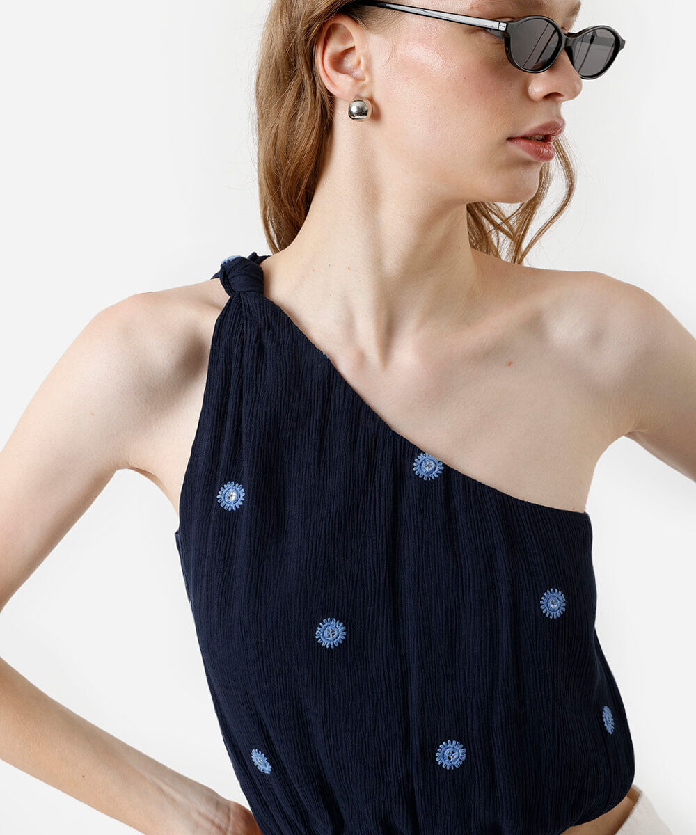 cropped ombro único de viscose bordada texturizada azul