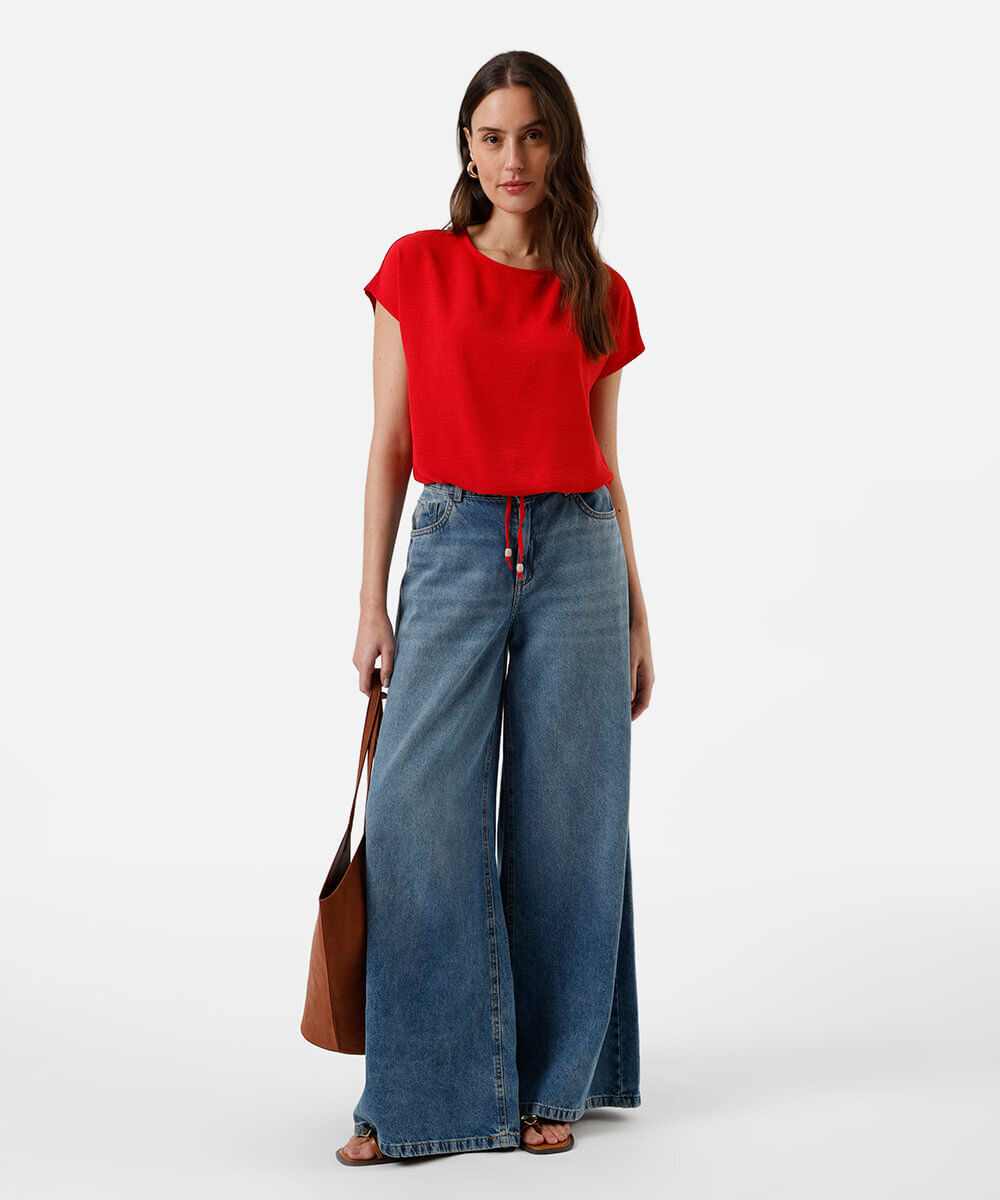 blusa feminina com amarração texturizada vermelha
