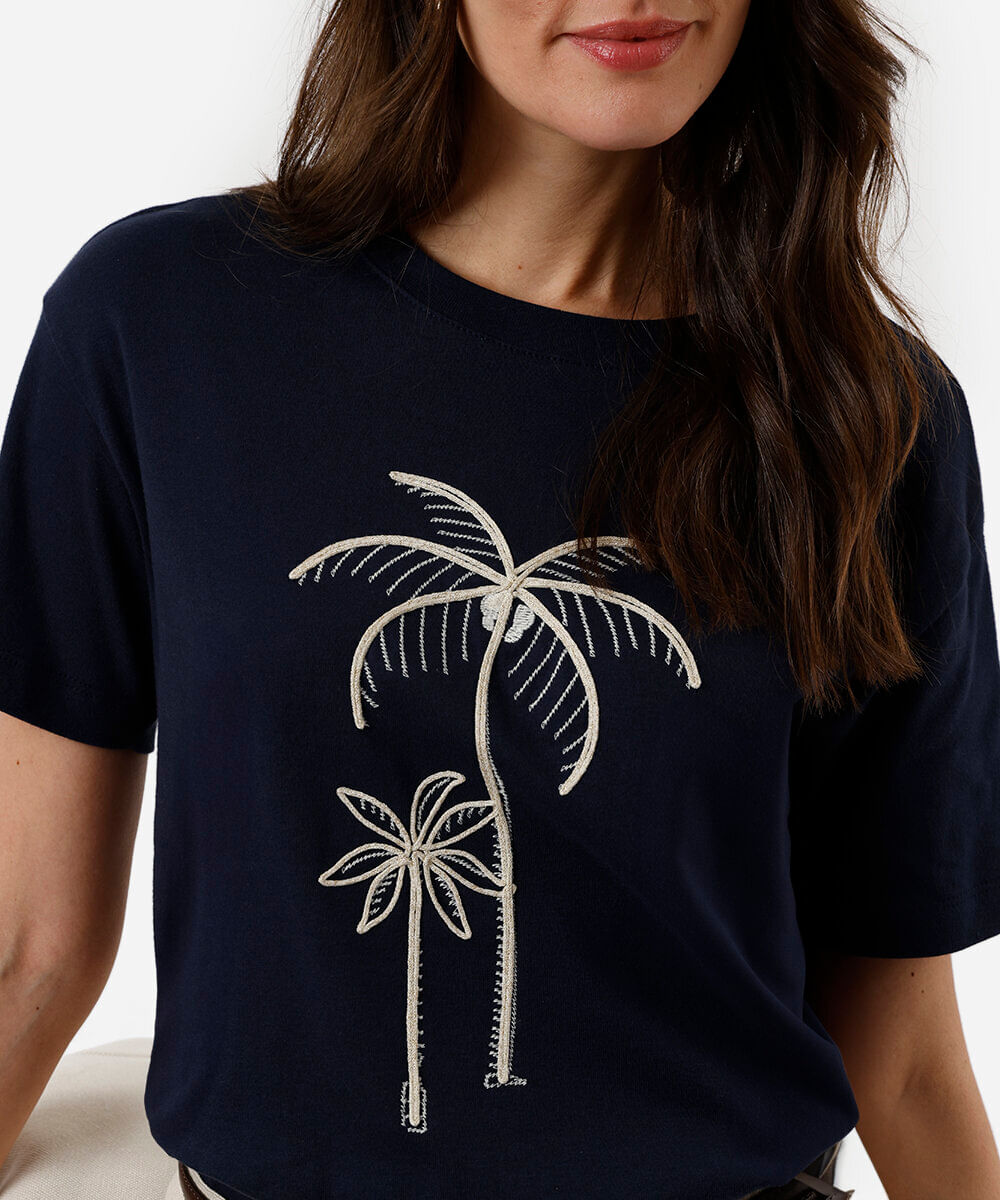 camiseta feminina de algodão bordada azul
