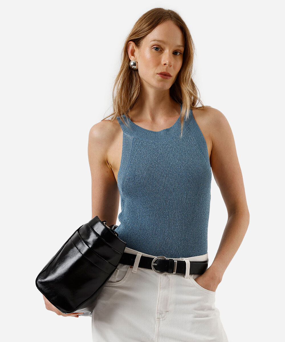 regata feminina de tricot halterneck metalizada azul