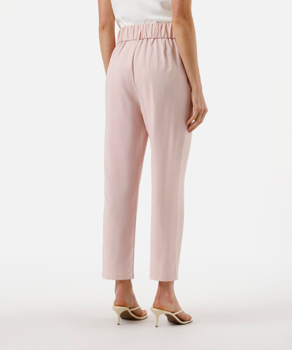 calça reta feminina com viscose e pregas cós elástico rosa