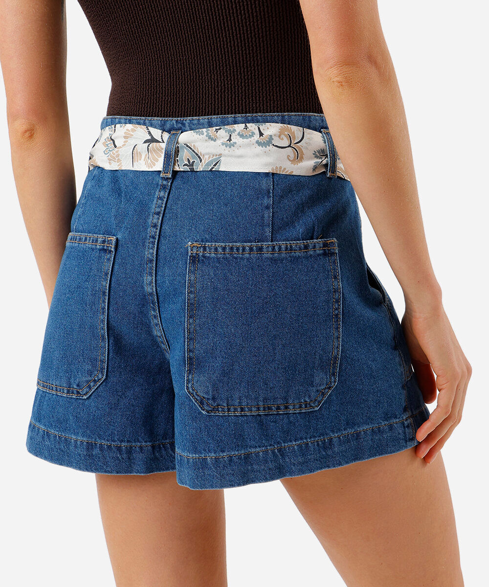 short feminino jeans com faixa azul