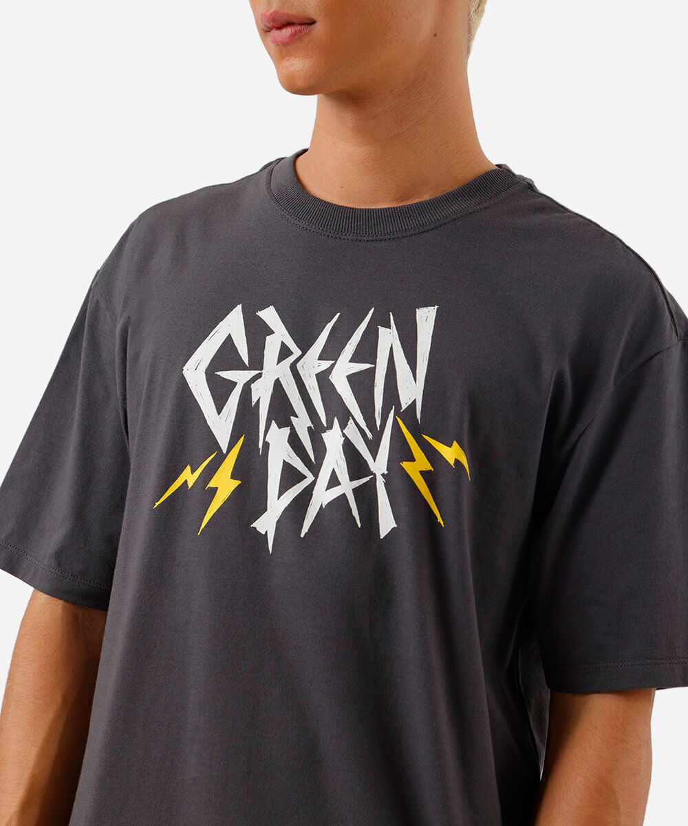 camiseta box fit masculina de algodão green day cinza