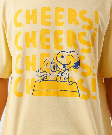 camiseta box fit masculina de algodão snoopy amarela