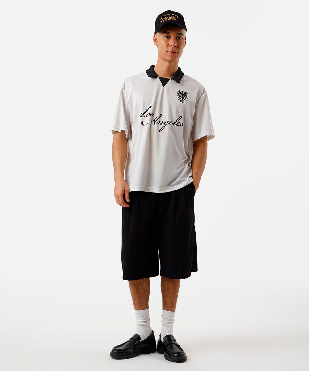 camiseta masculina com gola estampada off white