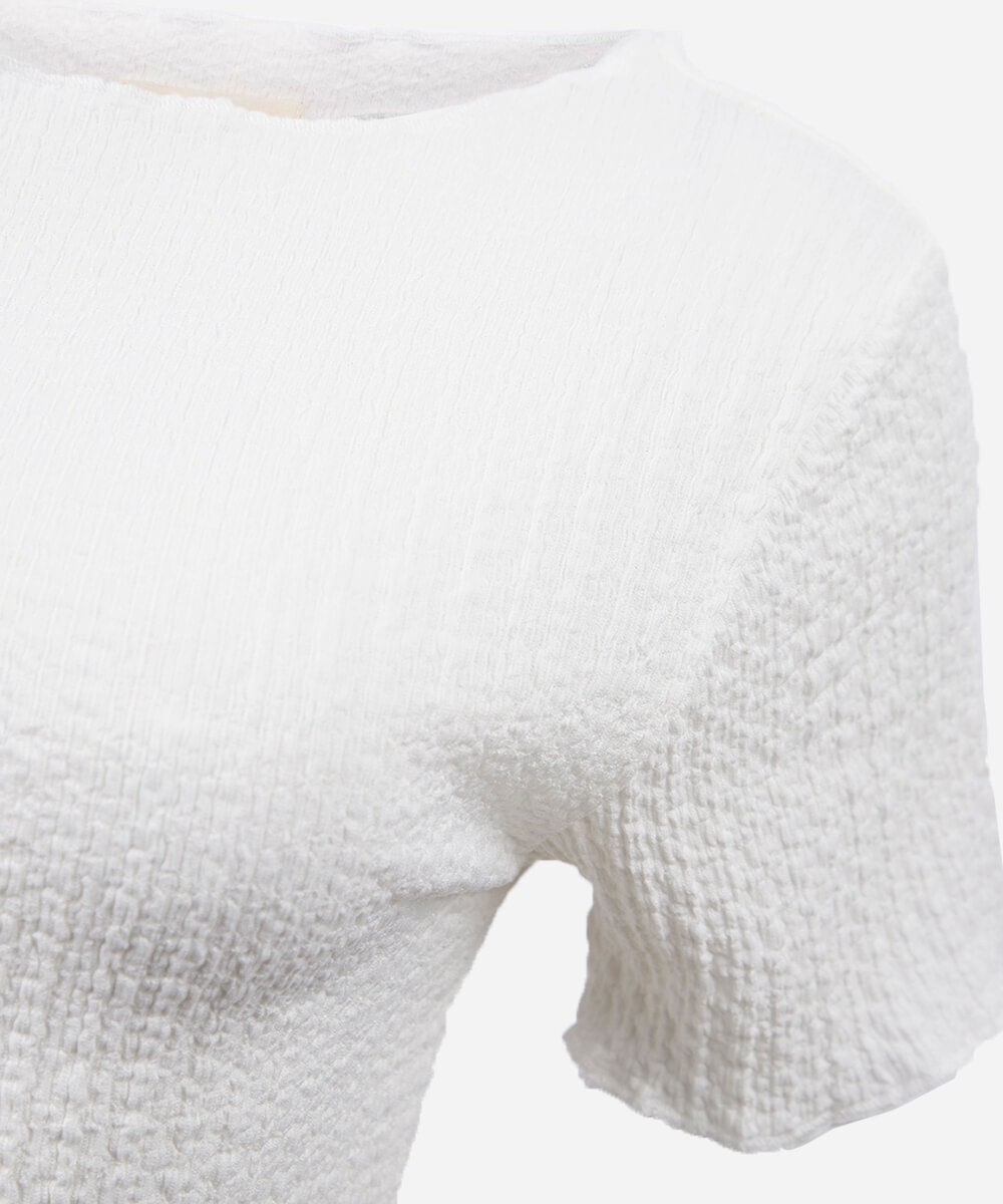 blusa juvenil decote canoa texturizada off white