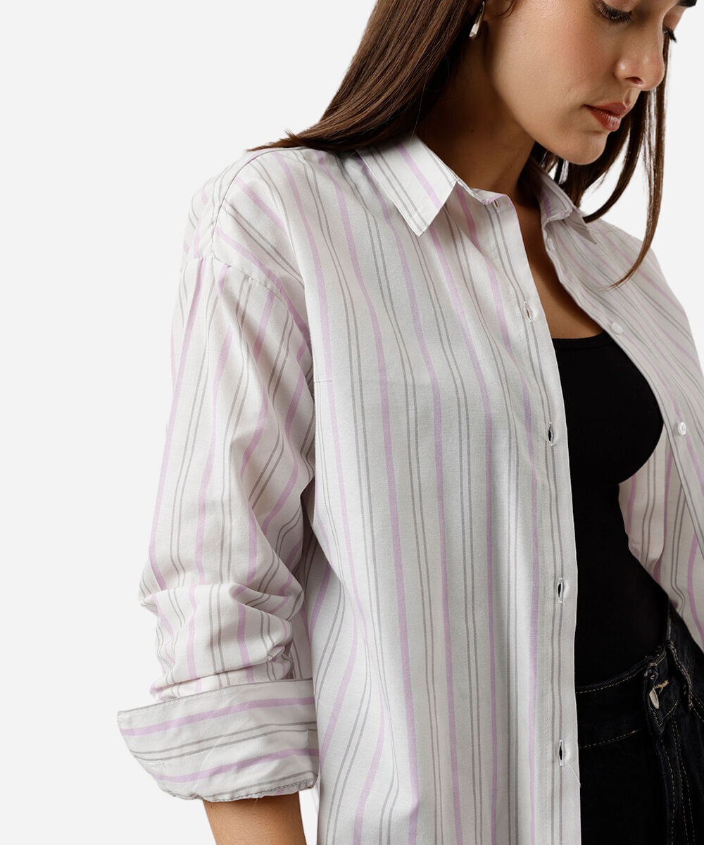 camisa oversized feminina listrada lilás