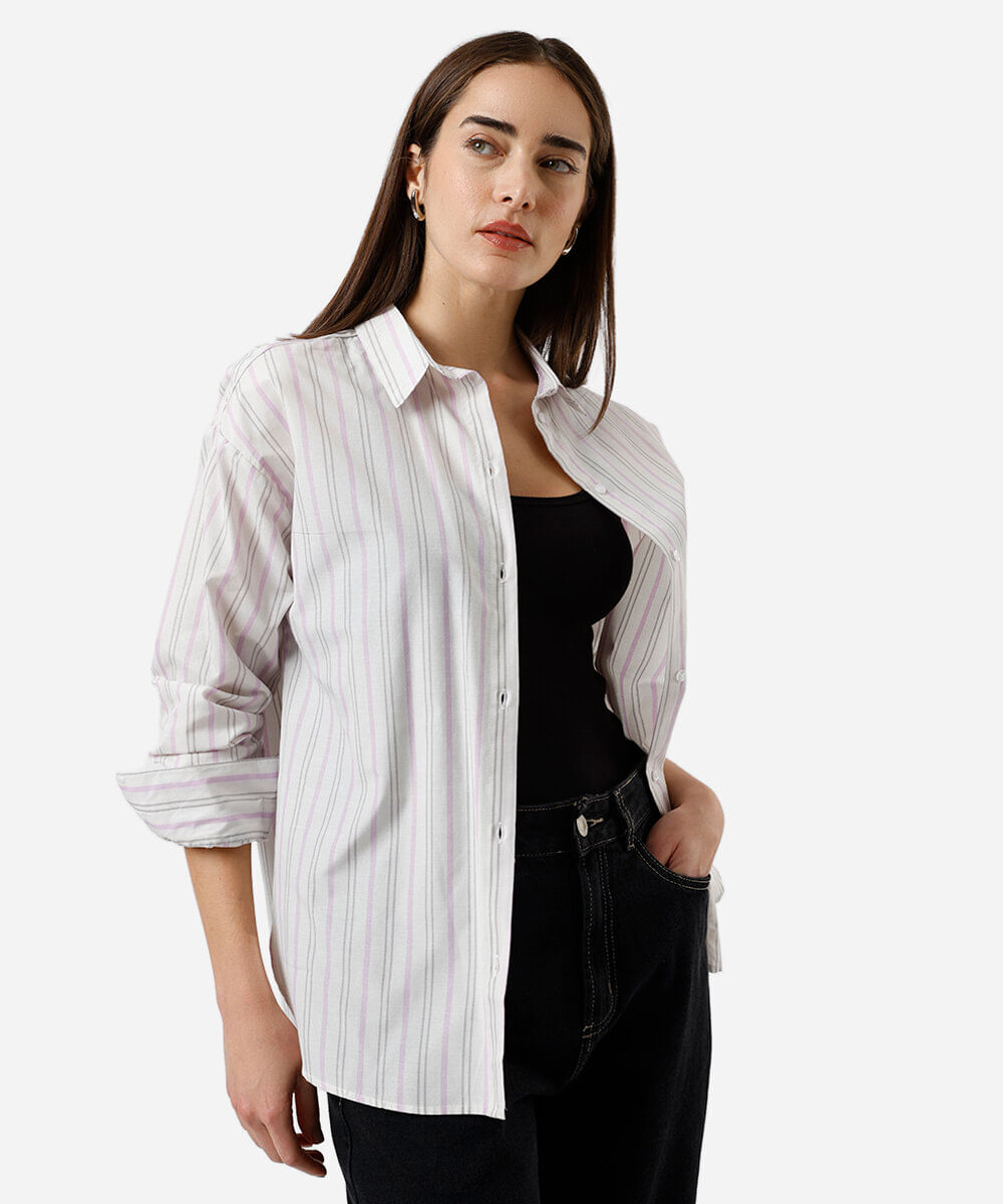 camisa oversized feminina listrada lilás