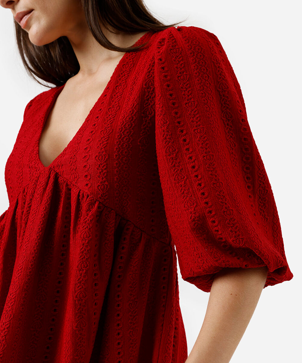vestido curto feminino de laise com recorte  vermelho