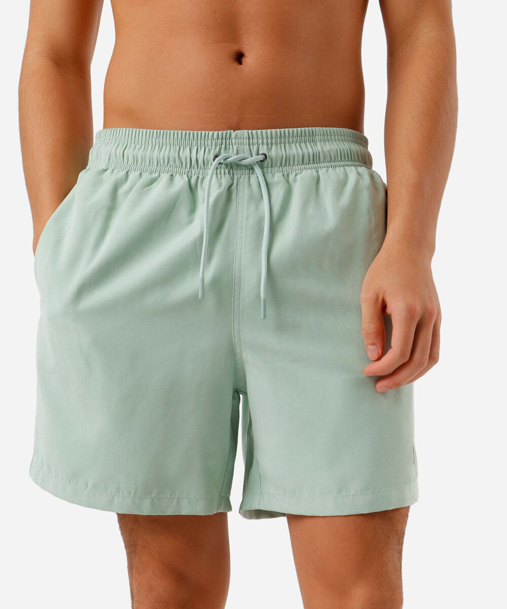 bermuda masculina em suede com bolsos elástico e cordão verde