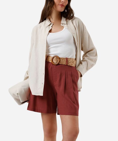 short reto feminino com linho e cinto marrom