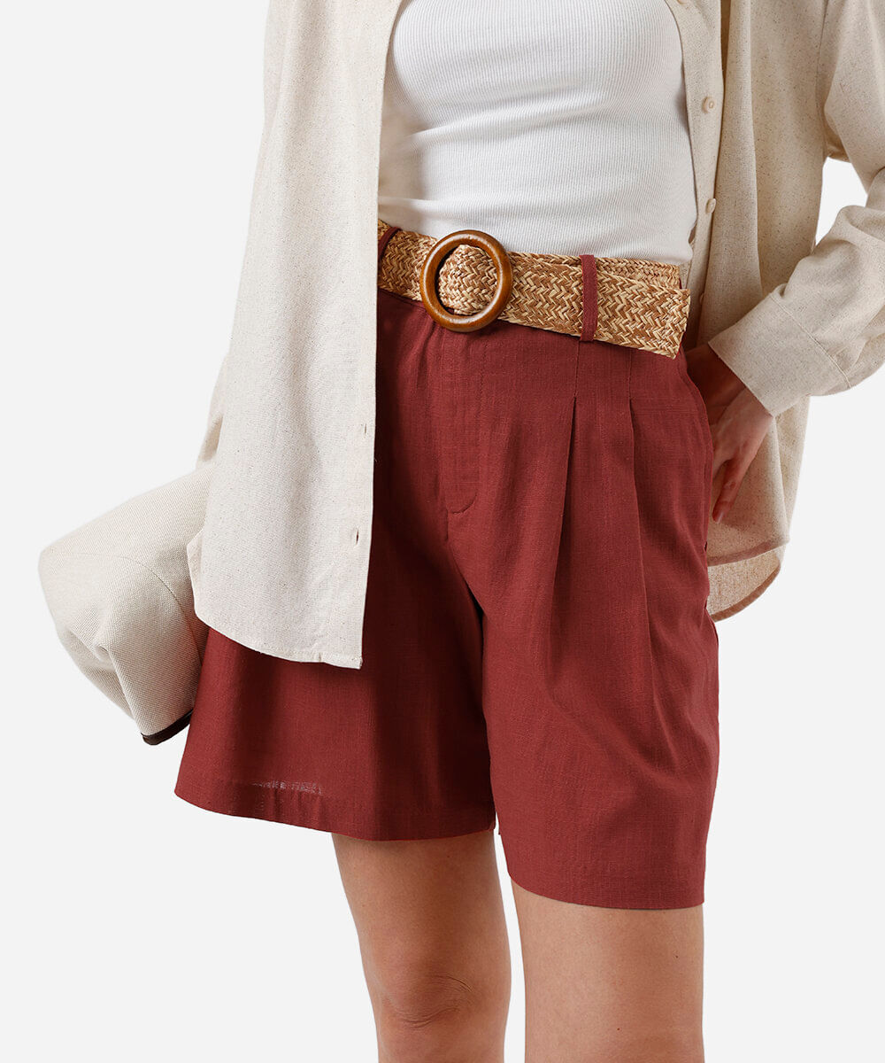 short reto feminino com linho e cinto marrom