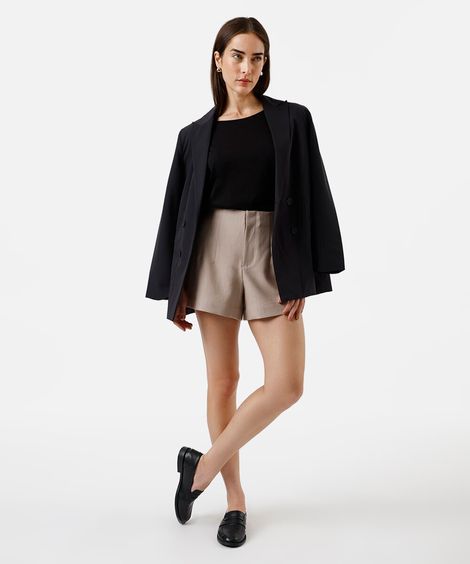 short de alfaiataria feminino com pences bege