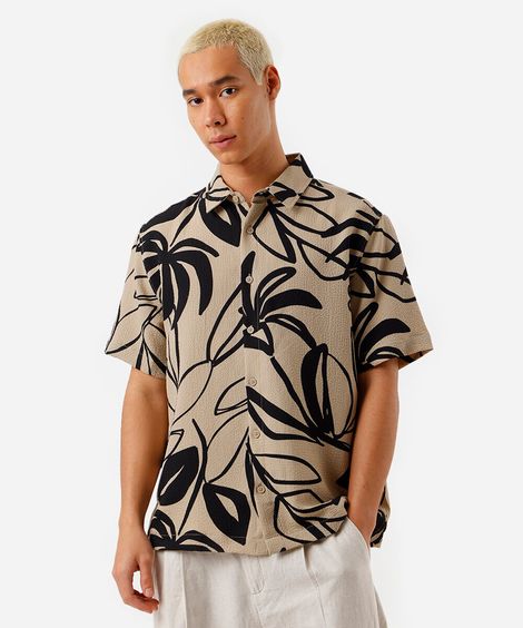 camisa masculina manga curta estampada bege