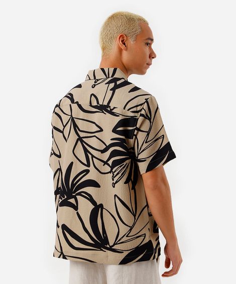 camisa masculina manga curta estampada bege