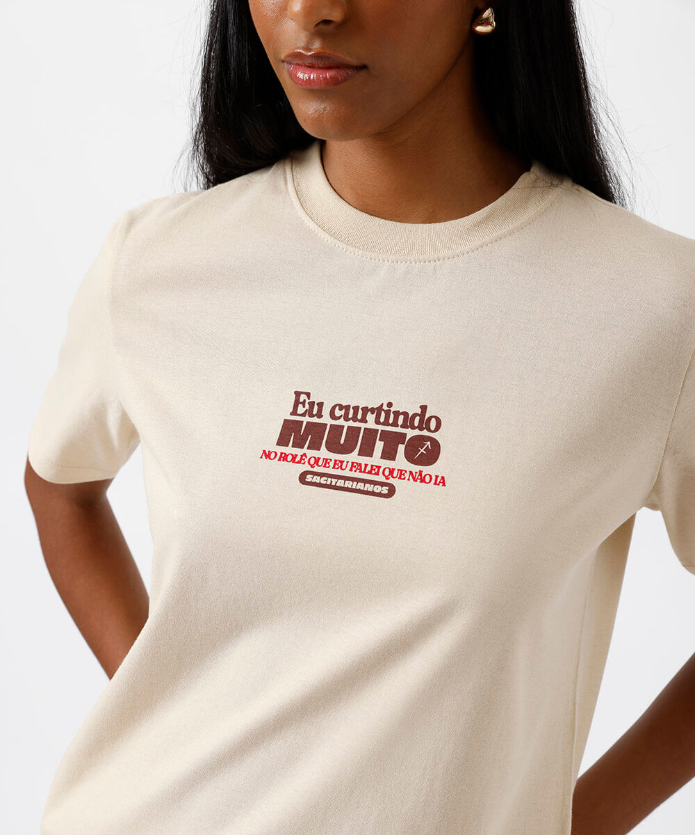 camiseta feminina de algodão signo sagitário márcia sensitiva bege