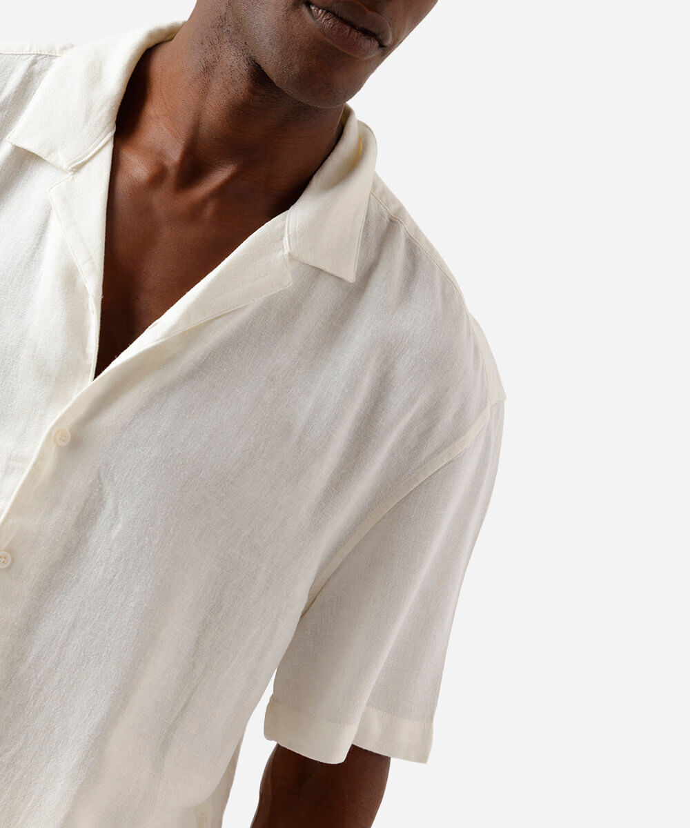 camisa box fit masculina com linho manga curta off white