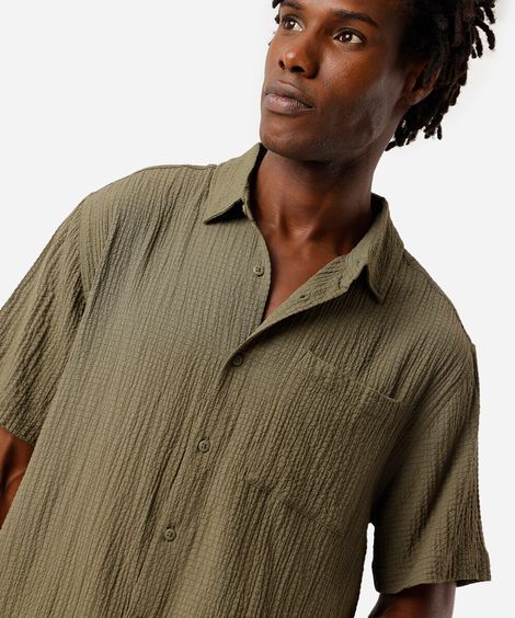 camisa masculina com bolso texturizada verde