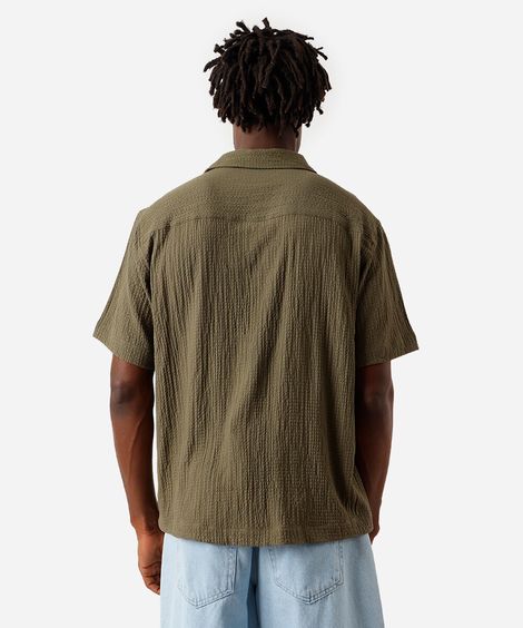 camisa masculina com bolso texturizada verde