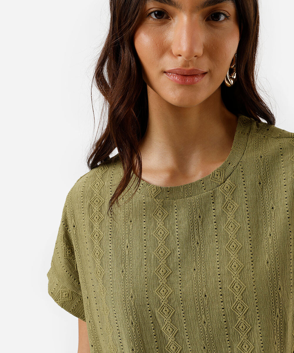 blusa feminina manga curta  texturizada verde