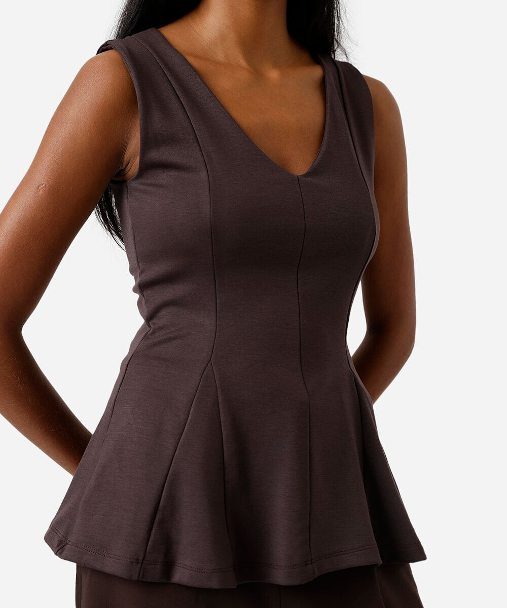 regata peplum feminina com viscose decote v marrom
