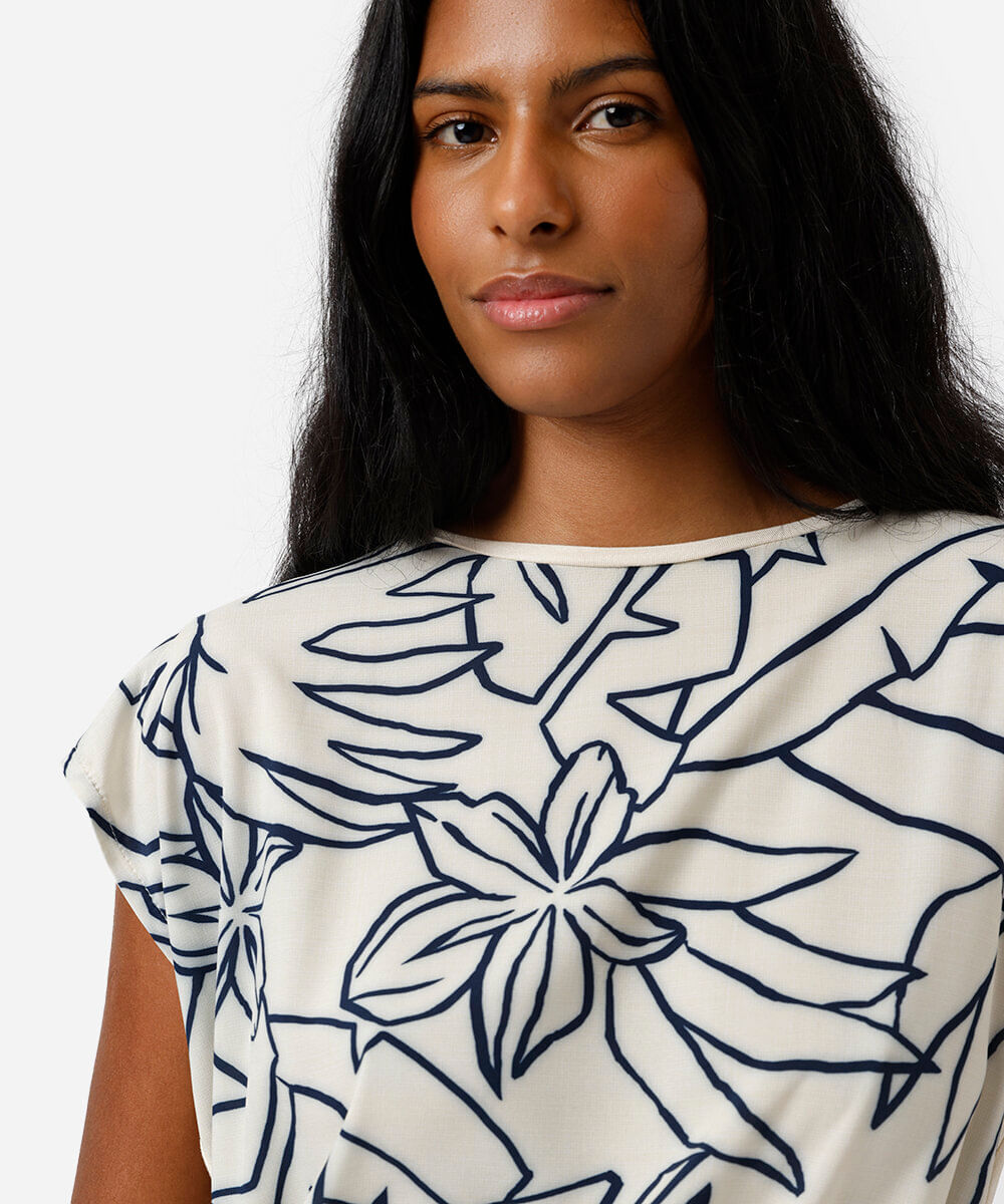 blusa feminina com viscose folhagens off white