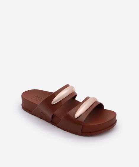 rasteira slide metal zaxy marrom