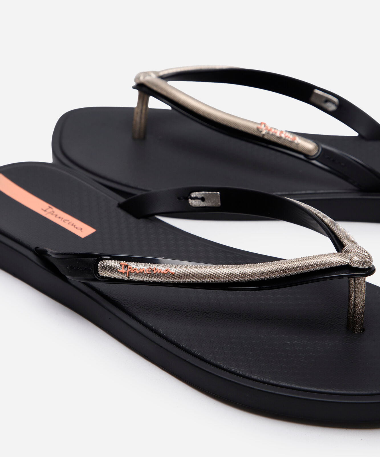 chinelo ipanema luzze preto