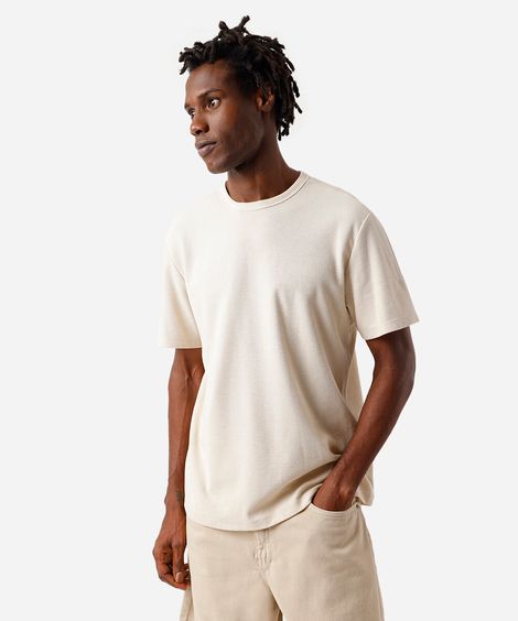 camiseta comfort masculina com mangas curtas bege