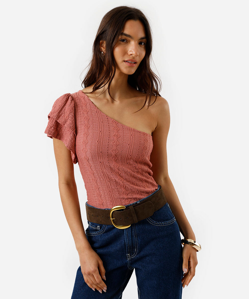 blusa ombro único feminina de laise com babados rosa