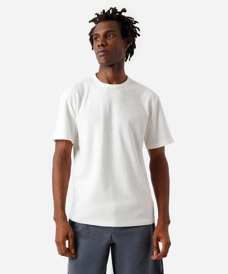 camiseta comfort masculina com mangas curtas off white
