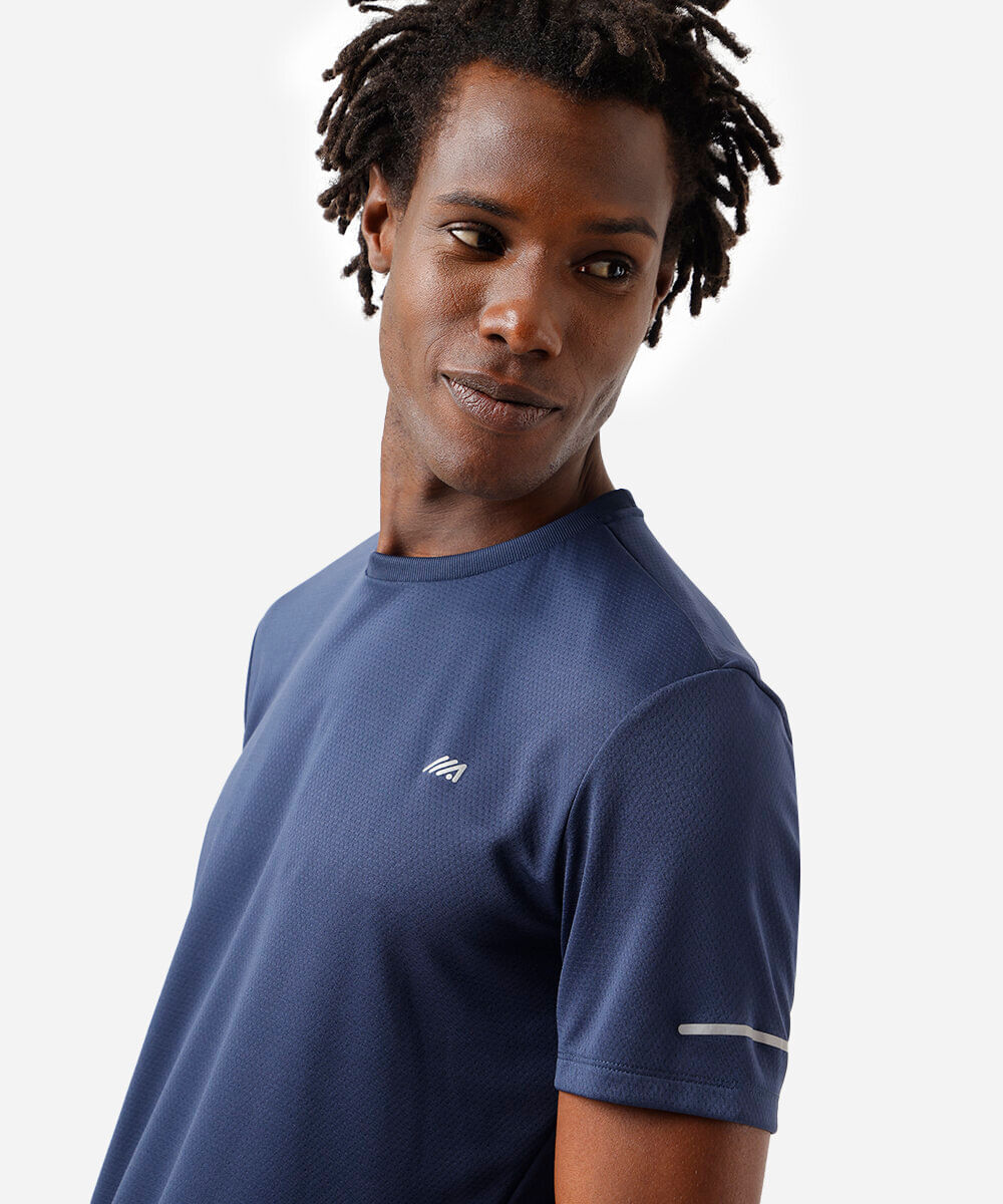 camiseta masculina esportiva azul