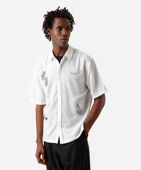 camisa masculina bordado folhagens off white