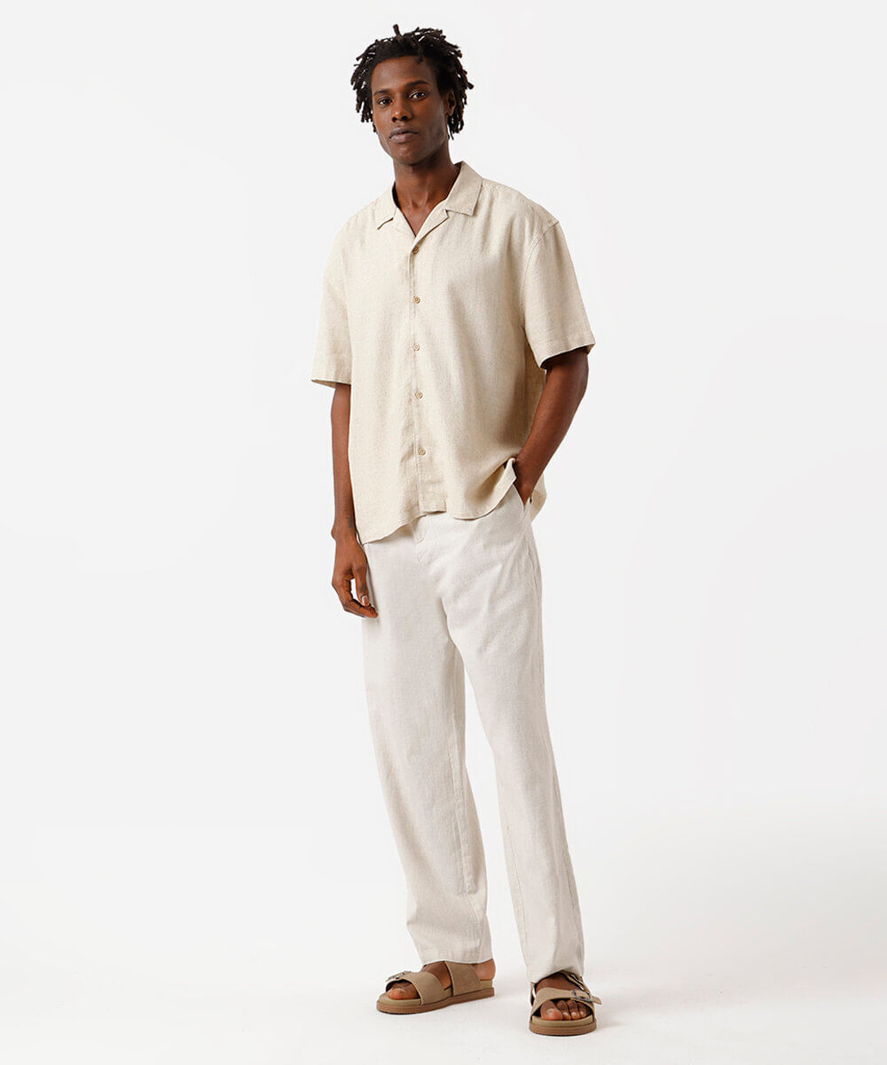 camisa box fit masculina com linho manga curta bege