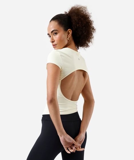 blusa esportiva feminina com poliamida e recorte amarela