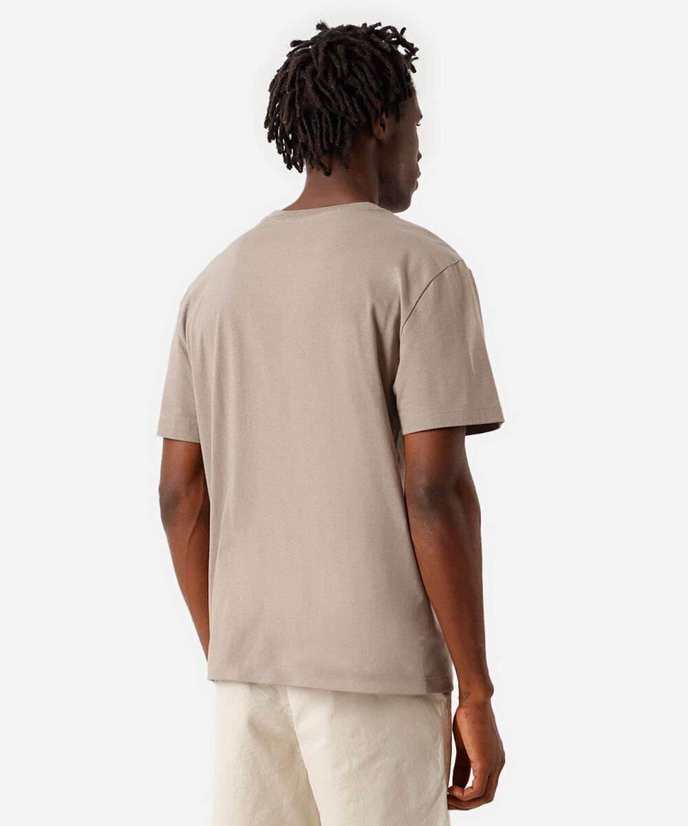 camiseta masculina de algodão estampada  marrom