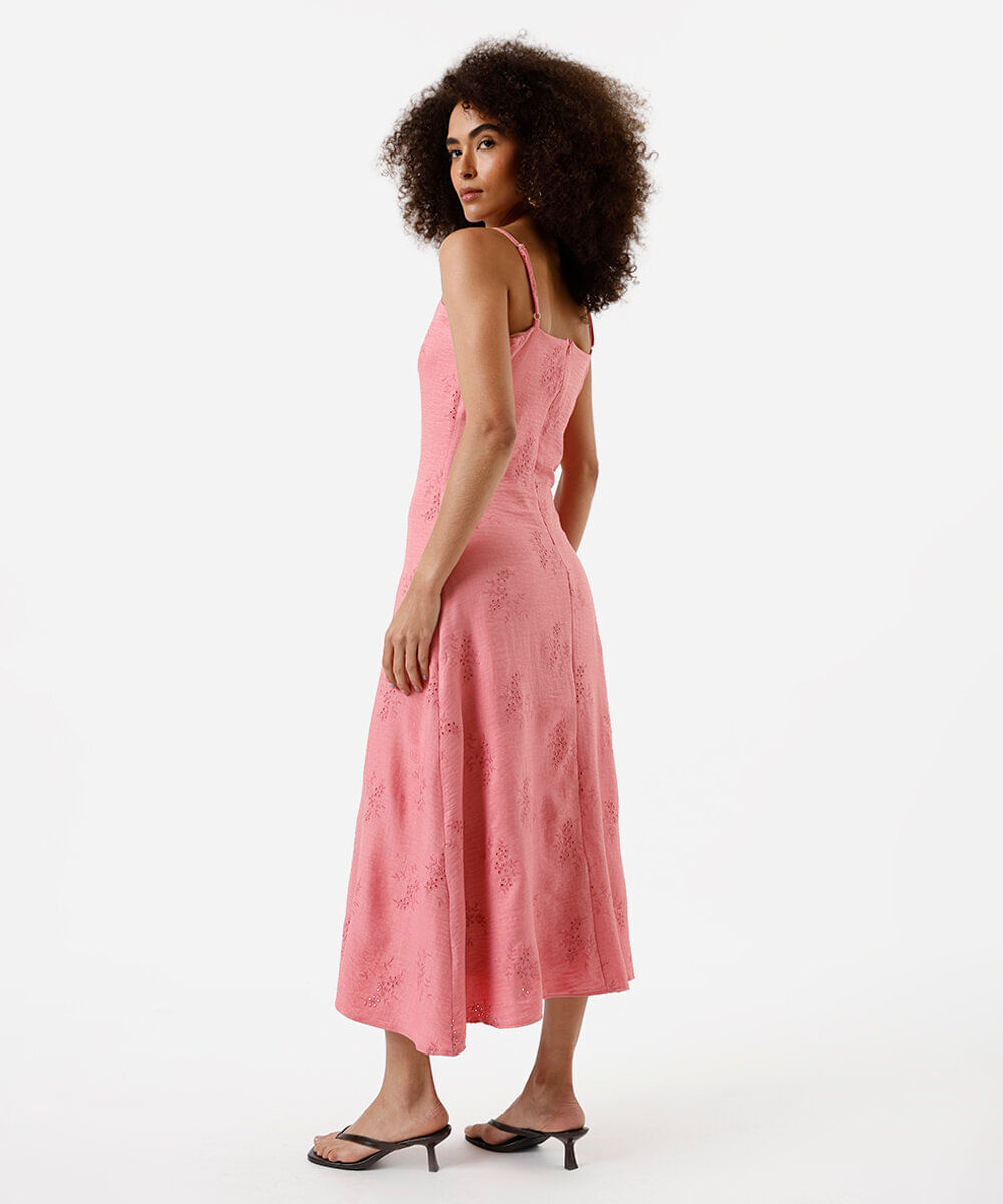 vestido midi feminino com bordado rosa