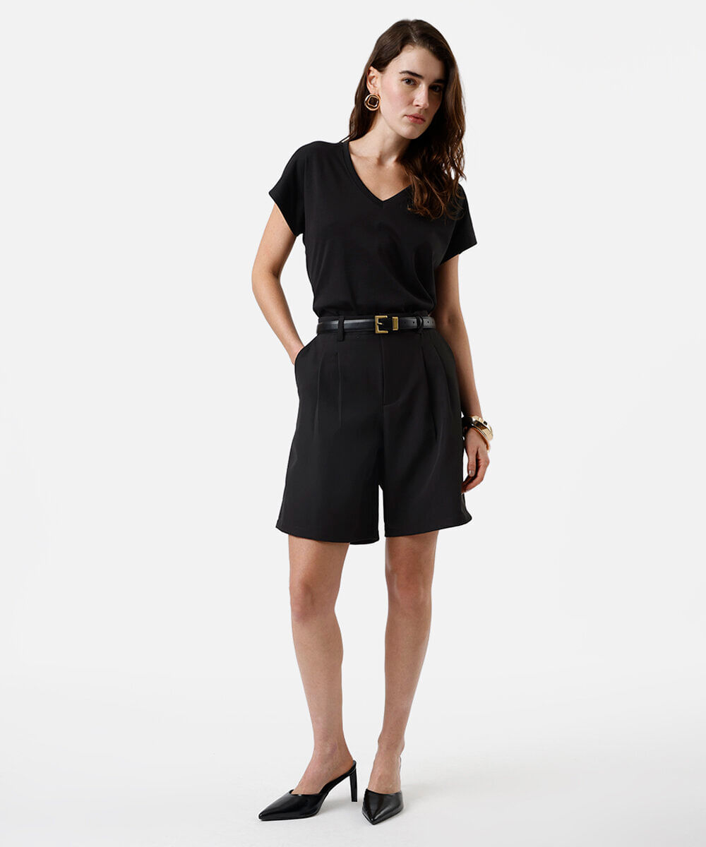 camiseta feminina de algodão peruano decote v preta