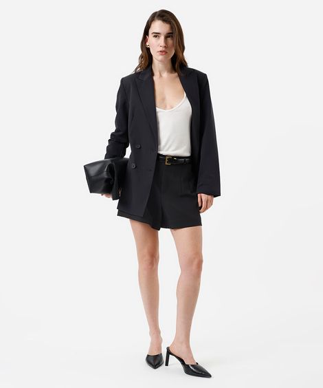 short de alfaiataria feminino com pences preto