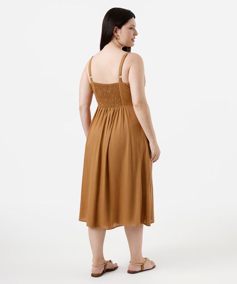 vestido midi com linho e fenda plus size marrom