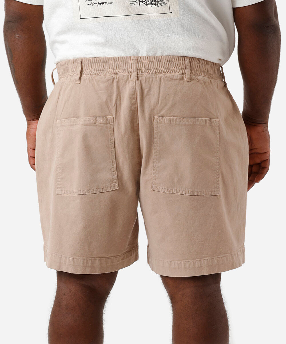 bermuda reta masculina de sarja cós elástico plus size bege