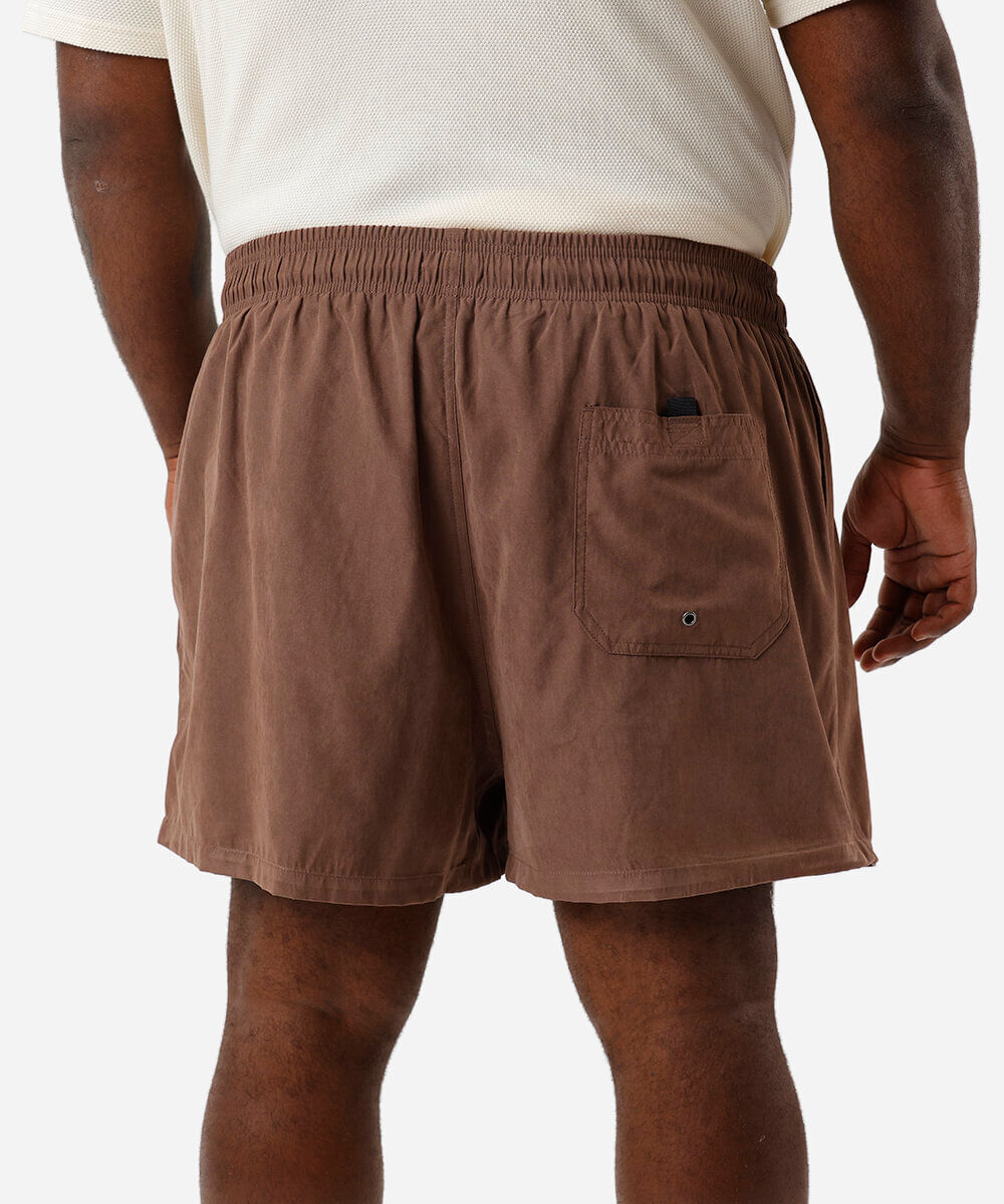 short masculino de poliamida plus size marrom
