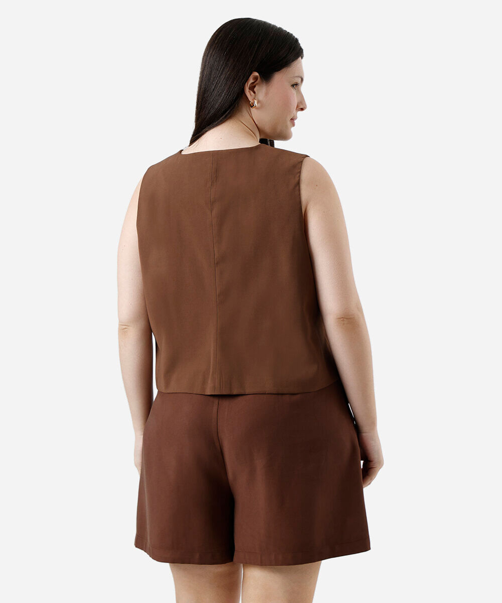 colete de alfaiataria feminino com viscose plus size marrom