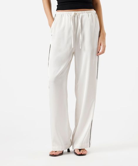 calça estilo pijama feminina com nervuras acetinada off white