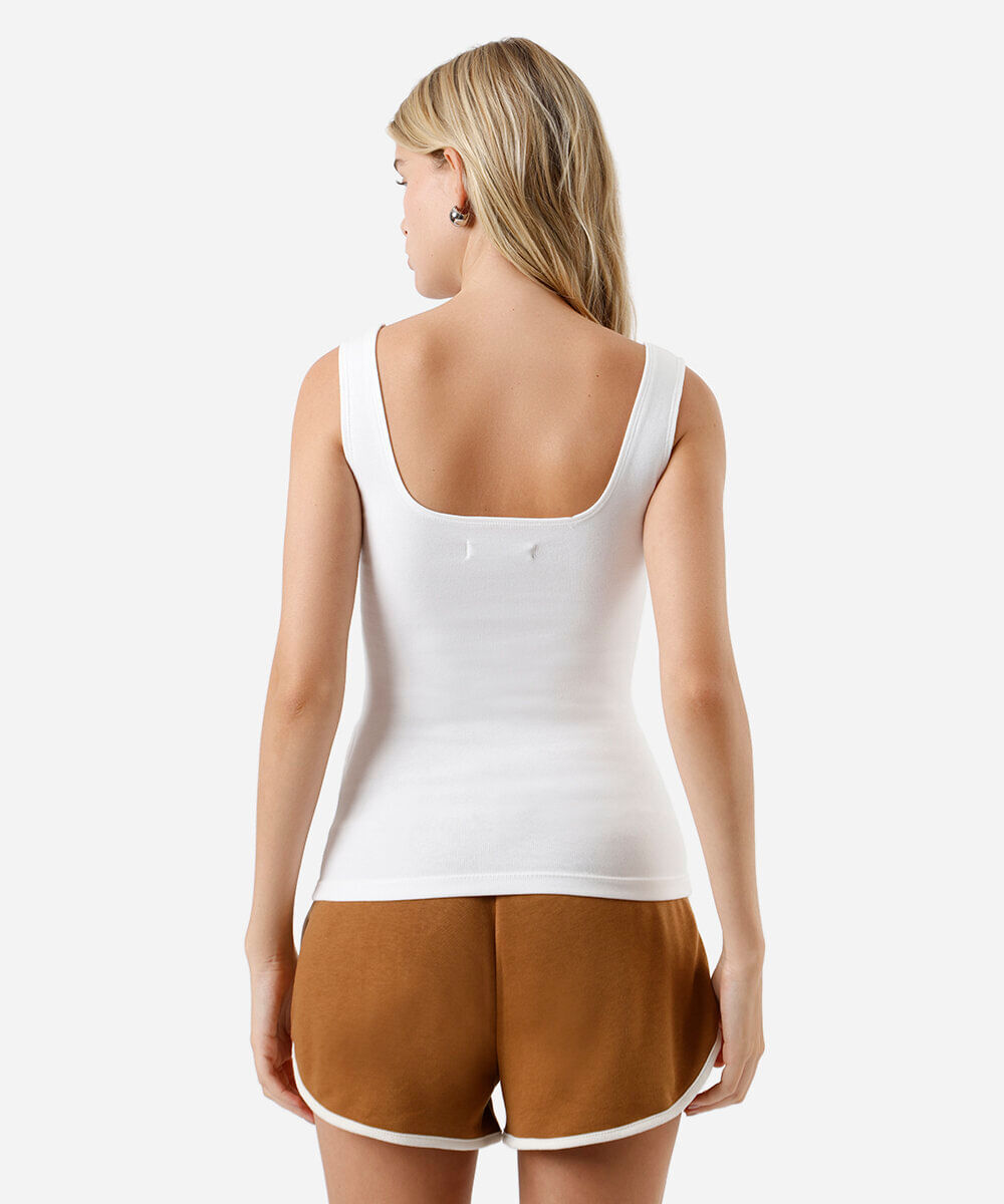 regata básica feminina de algodão decote quadrado off white