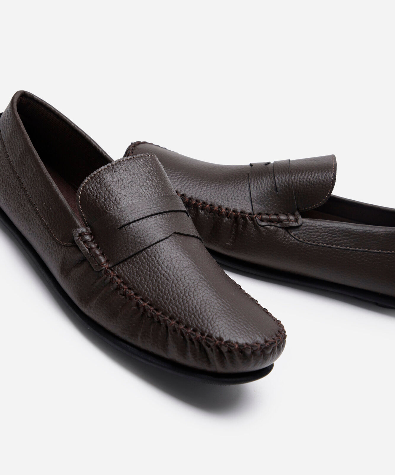 mocassim com recorte oneself marrom