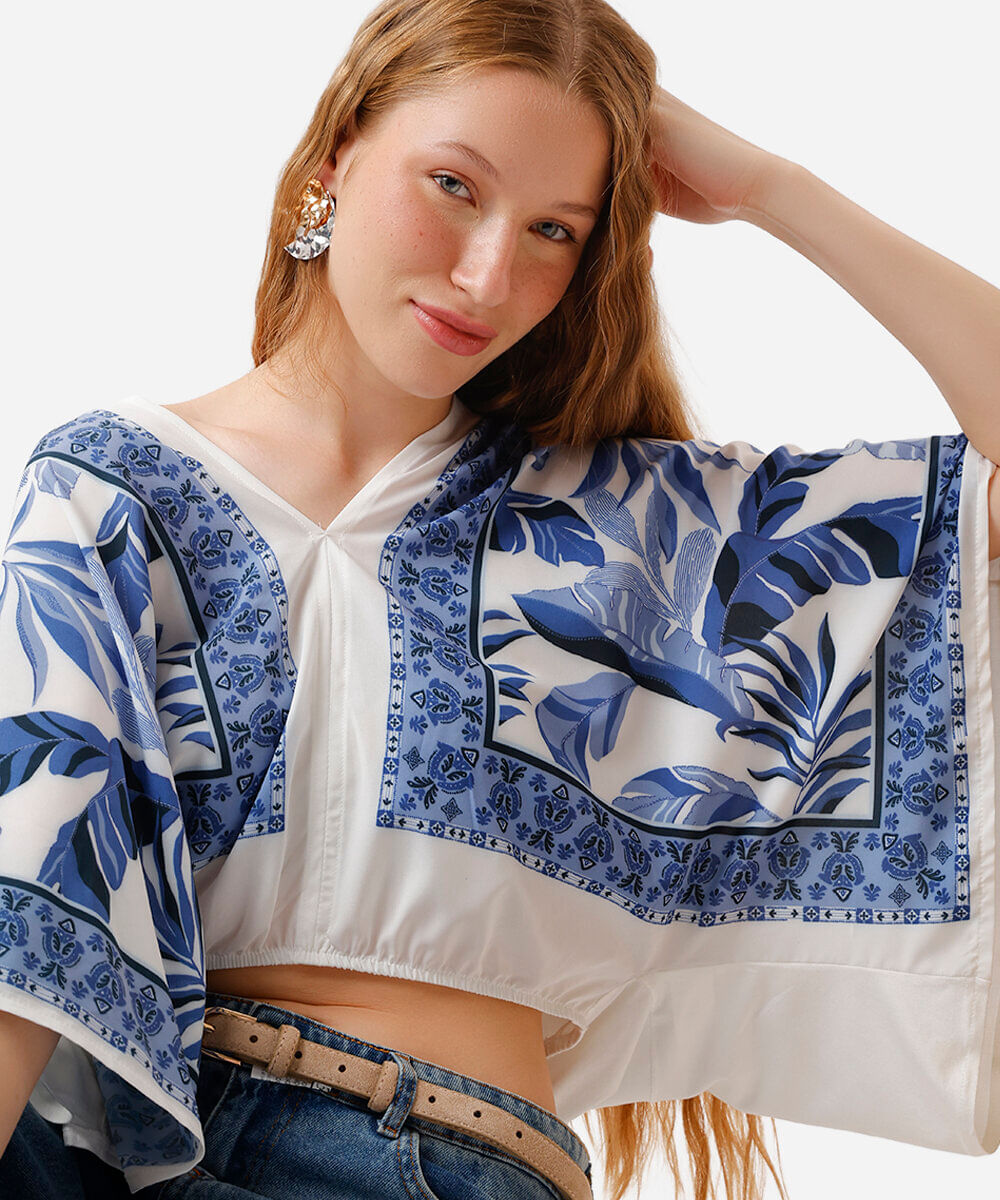 bata feminina com viscose folhagens colorida