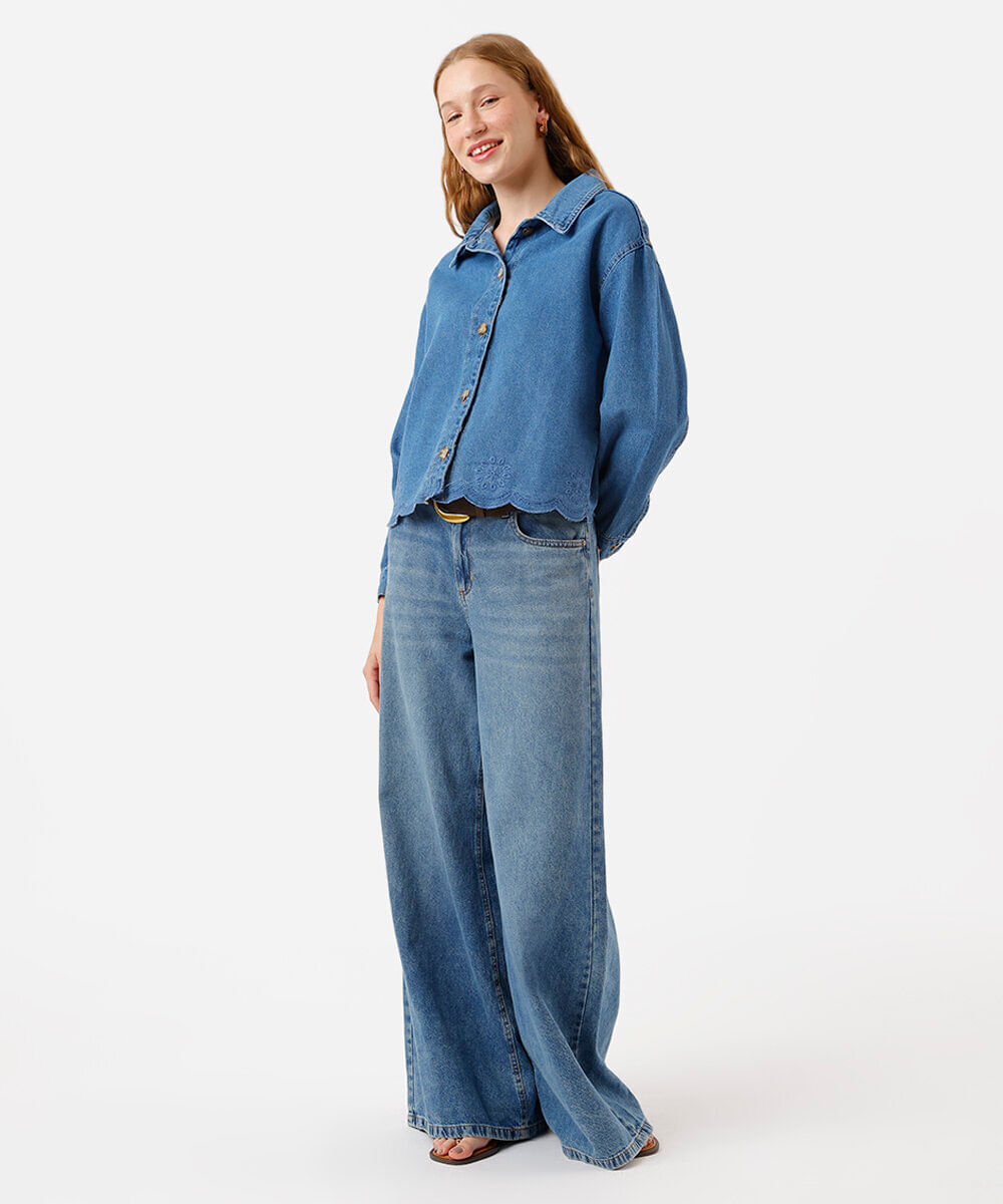 camisa feminina jeans bordada azul