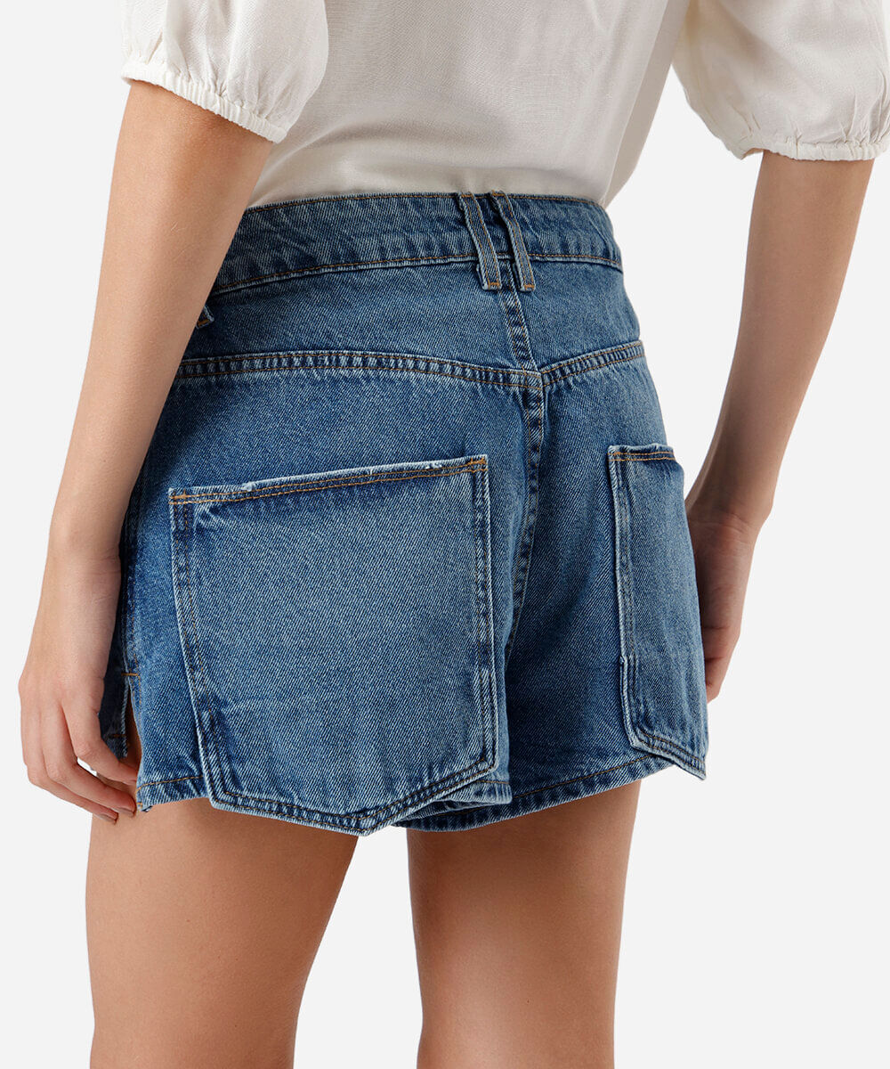 short feminino jeans cintura média com lenço azul