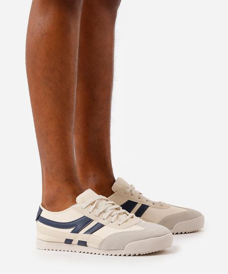 tênis casual retrô com recortes off white